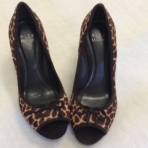 Leopard calf-hair peep toe heels